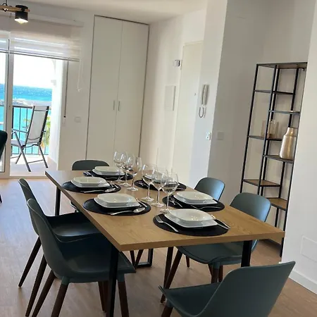 Amazing Beachfront Views - 3 Bedrooms Lägenhet *