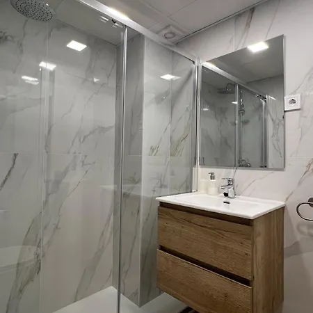 Apartment Amazing Beachfront Views - 3 Bedrooms Fuengirola