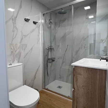 Amazing Beachfront Views - 3 Bedrooms Διαμέρισμα