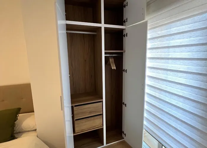 Amazing Beachfront Views - 3 Bedrooms * פואנגירולה