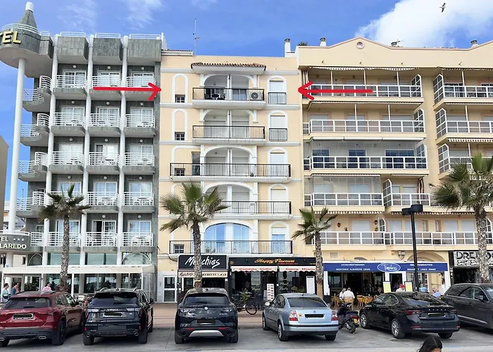 Amazing Beachfront Views - 3 Bedrooms דירה פואנגירולה